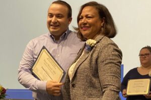 Dr. Hensel receives “Friends of Nursing” Award