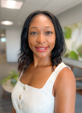 Portrait of Alice Azzun, MD, PharmD
